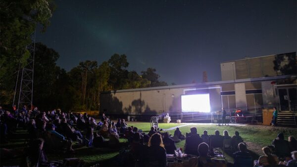 Presentation on the back lawn of the Observatory. Image Credt: Rachel Perkins