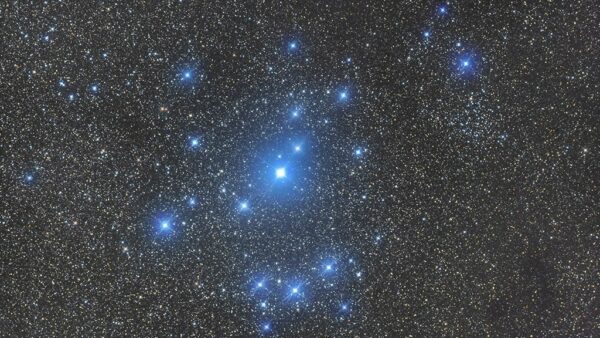 Southern Pleiades. Image Credit: Simon Waters