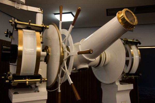 The transit meridian telescope. Image Credit: Steve Parkins