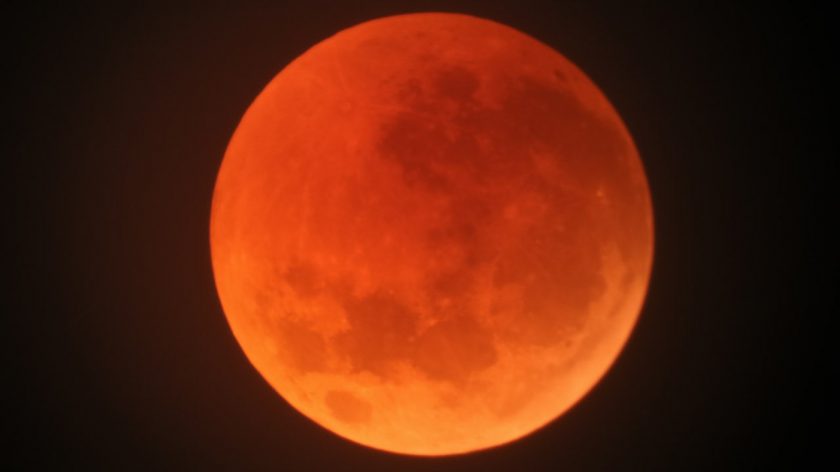 Total Lunar Eclipse background